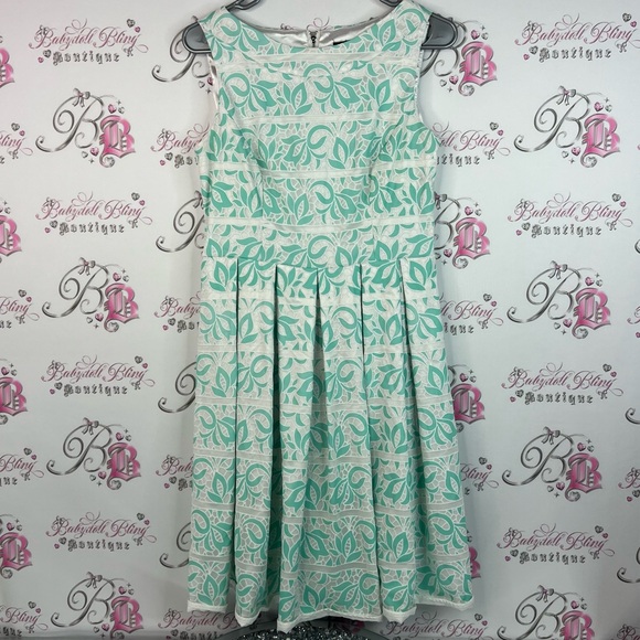avirate Dresses & Skirts - Avirate dress paisley zip up back Elegant blue Green and White Dress shiny